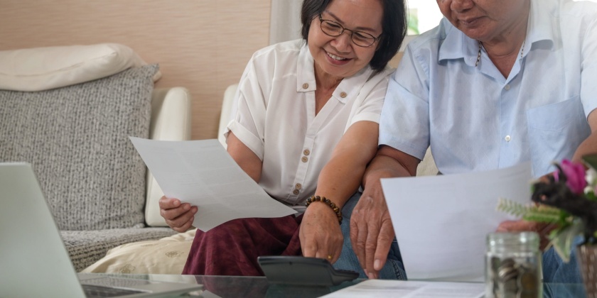 How to Talk to Aging Parents About the Importance of Writing a Will