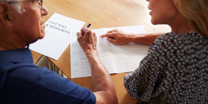 Gifting to Loved ones in Your Will: What Items Can Be Given and Why Should They Be Specified?